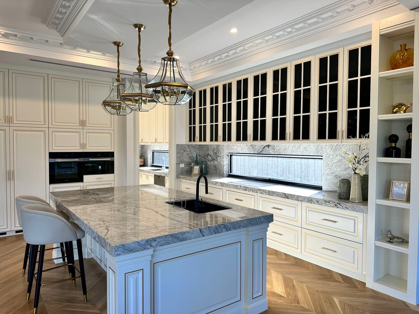 Modern White Kitchen Cabinet